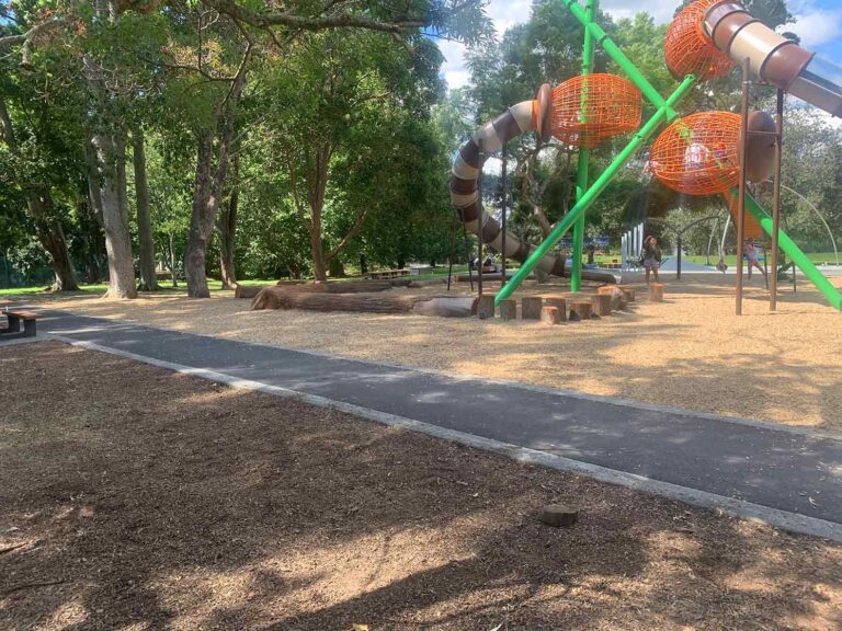 Auckland Zoo Public Playground